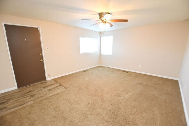 Foto del edificio - McKinley Terrace Home for Rent in South Be...