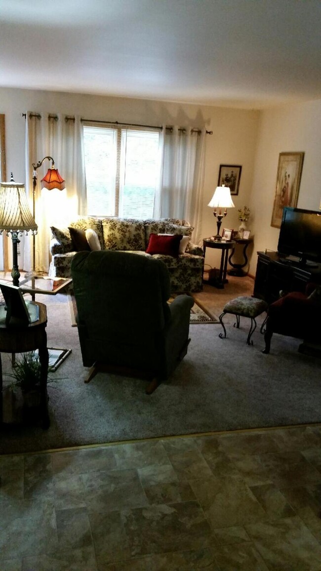 Foto del edificio - 1601-15 S 124th Street