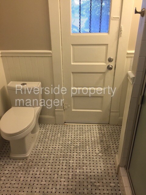 Foto del edificio - 290 S Olive St