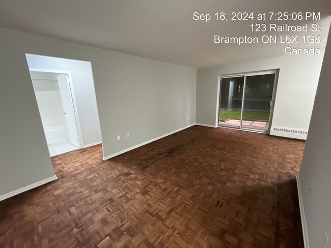 Living Area - Bellshire Apartments