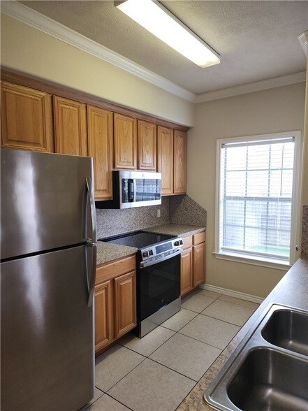 Foto del edificio - 3858 Oldenburg Ln