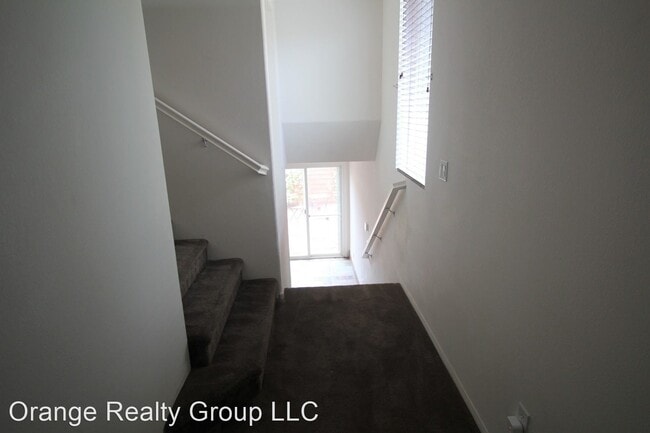 Building Photo - 3 br, 2.5 bath House - 9855 Juno Hills St