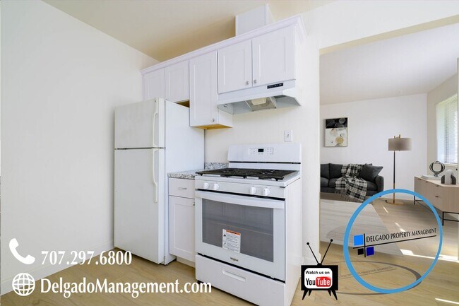 Foto del edificio - Benicia! Large two bedroom, one bath avail...