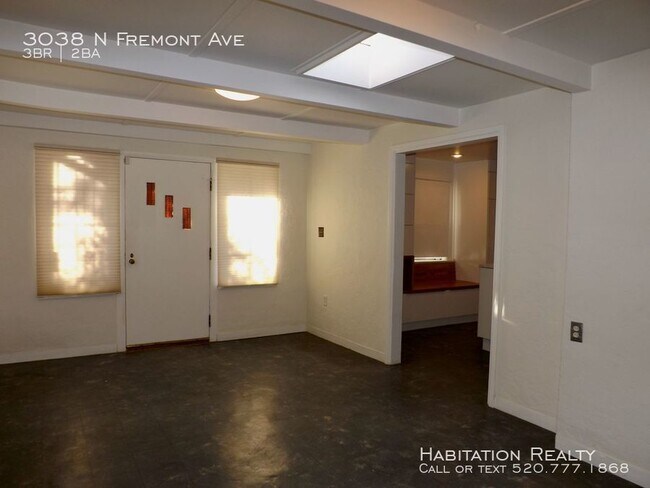 Foto del edificio - 3 Bedroom Home on Large Lot in Hedrick Acres