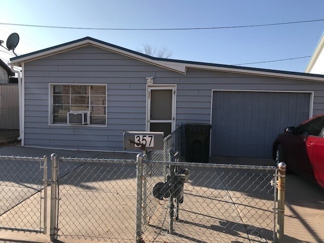 Primary Photo - Beautiful Holbrook Home