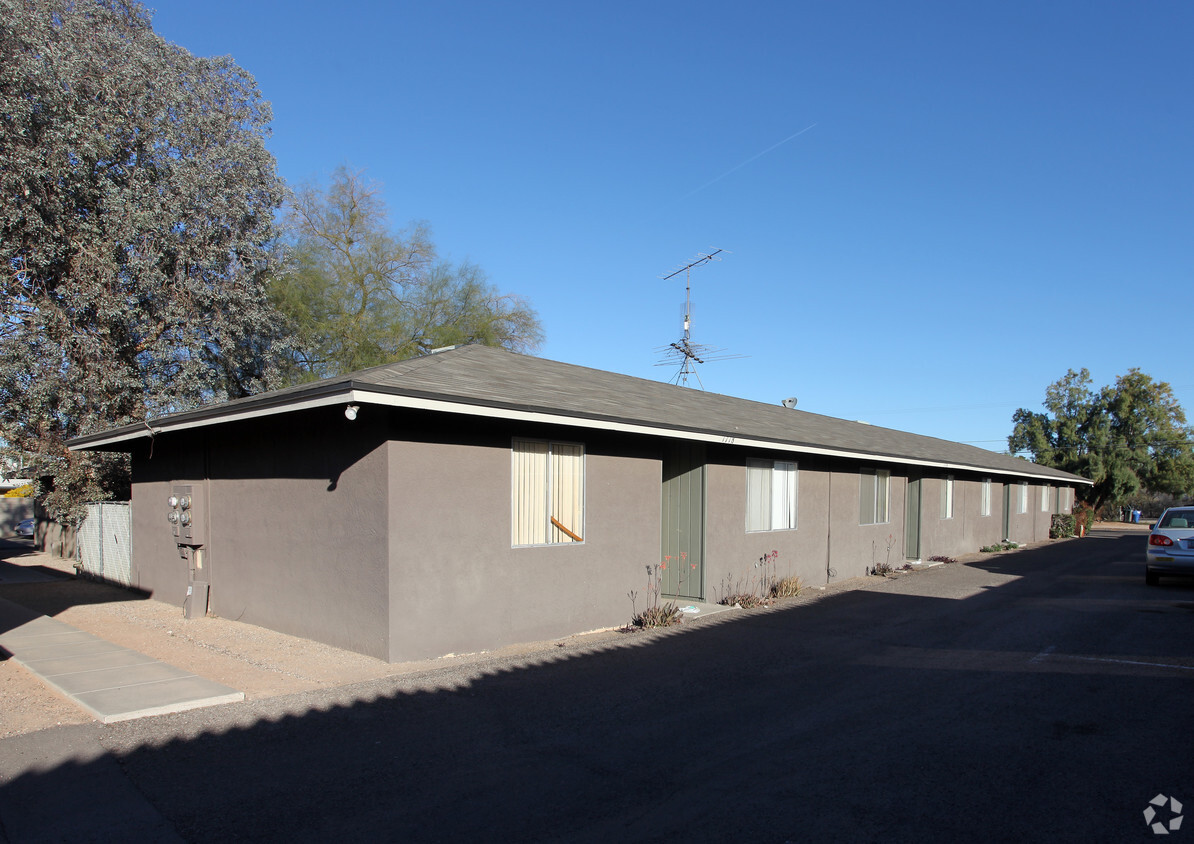 Building Photo - Campbell Village Apartments