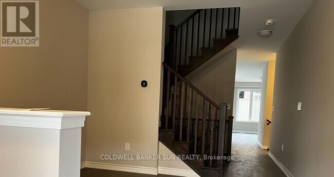 Building Photo - 22 Keppel Cir