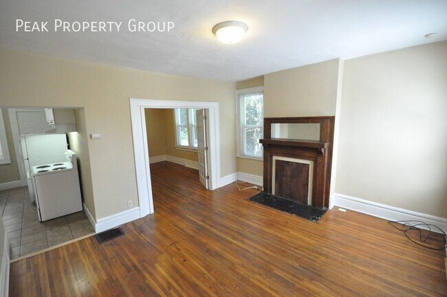 Foto del edificio - 406 E Northwood Ave