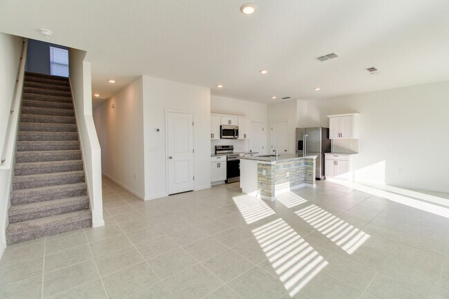 Building Photo - 2216 Bear Peak Dr