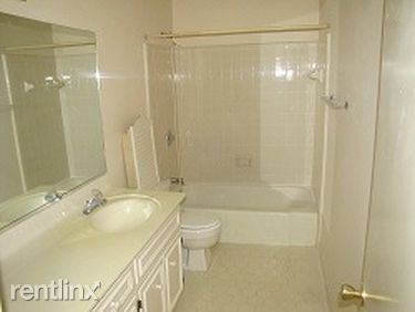 Foto del edificio - 827 Milledge Rd