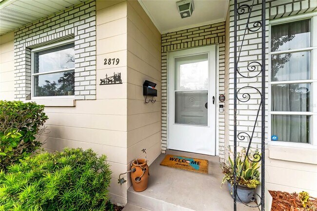 Building Photo - 2879 Naples Dr