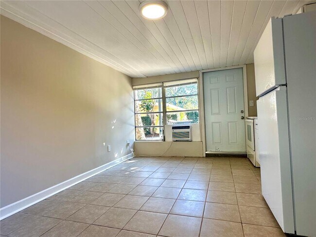 Foto del edificio - 3755 N Scenic Hwy