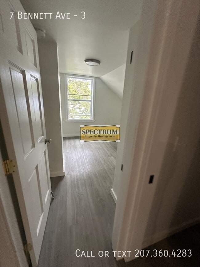 Building Photo - 7 Bennett Ave