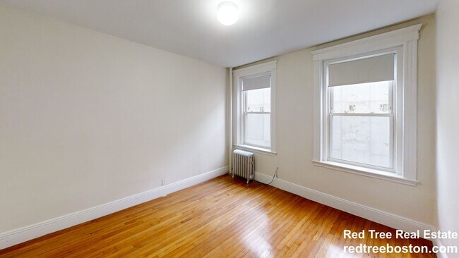 Building Photo - 1191 Boylston St
