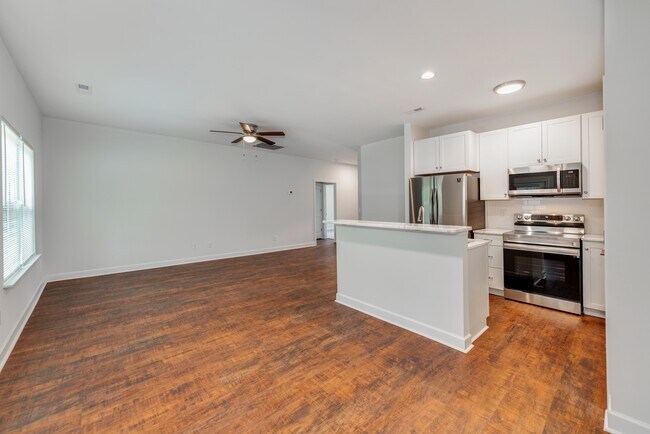 Foto del edificio - 910 N Ransom St