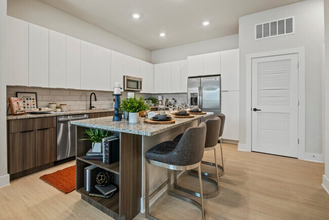 Model Kitchen - Mirrorton Apartments