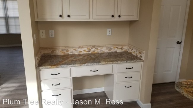 Foto del edificio - 2275 Ross Estates Dr