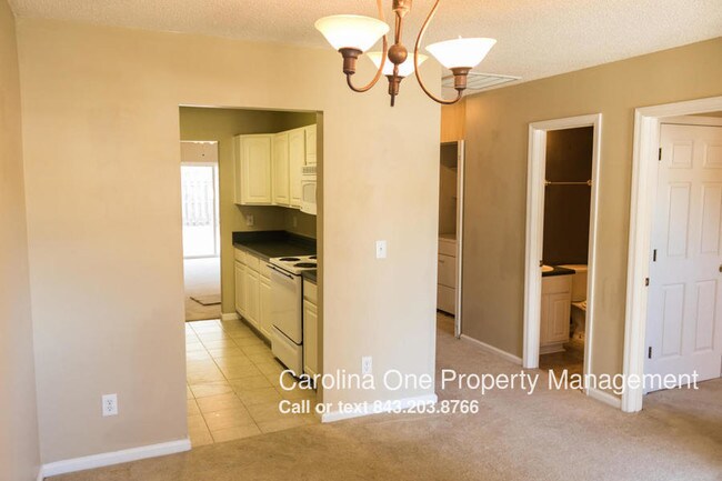 Building Photo - 1347 Pinnacle Ln