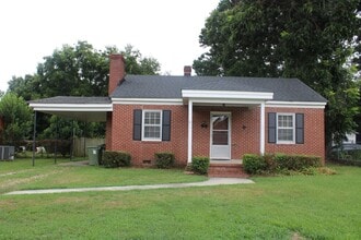 Building Photo - 406 Jordan St SW