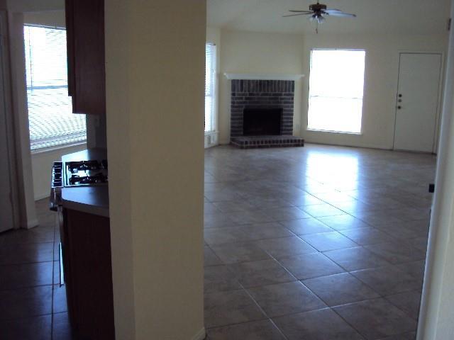 Building Photo - 18102 Almonte Ln