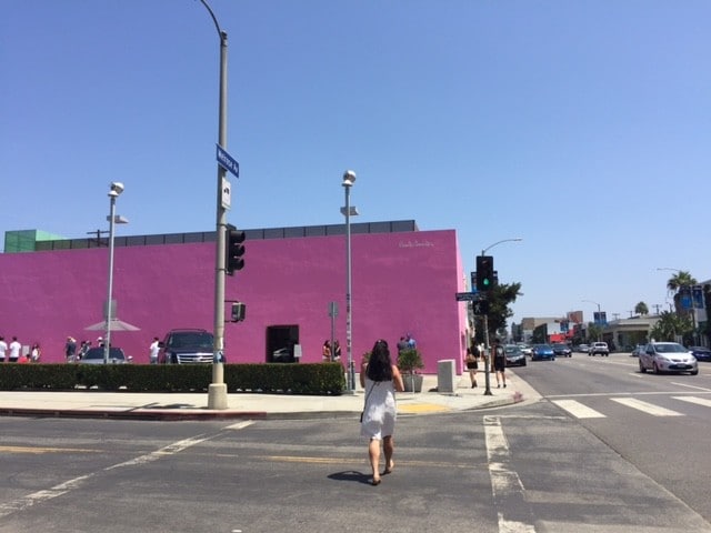 walking distance to all the best of W. Hollywood - 911 N Harper Ave