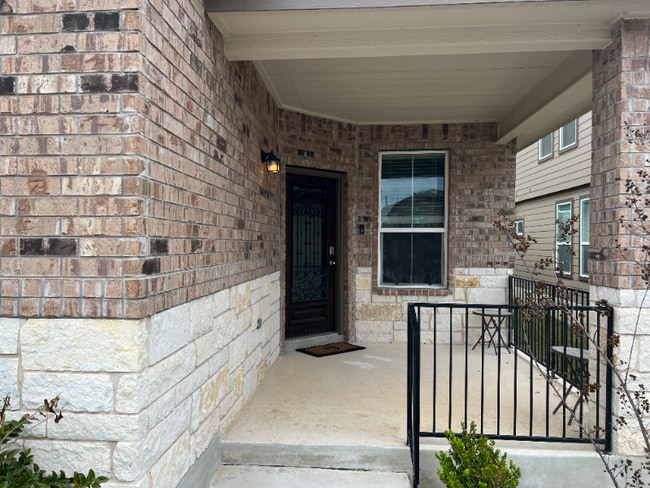 Foto del edificio - 3417 Copper Acres