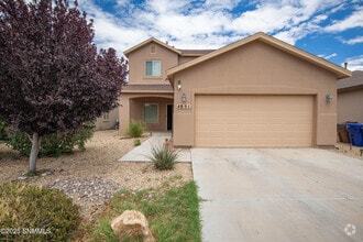 Building Photo - 4851 Villeta Ave