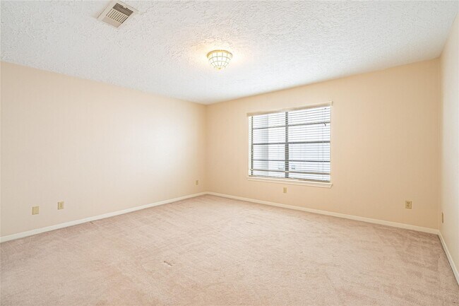 Foto del edificio - 2306 Potomac Dr