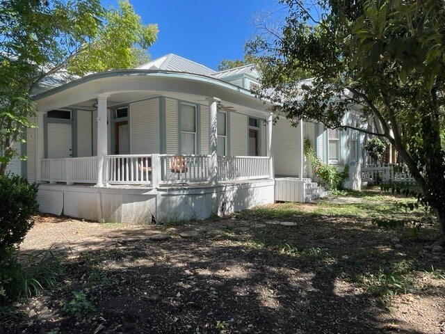 Foto principal - 321 Eleanor Ave