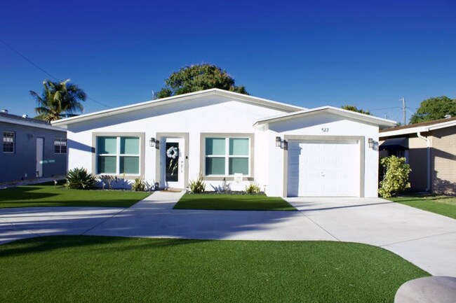 Foto del edificio - 517 NW 52nd St