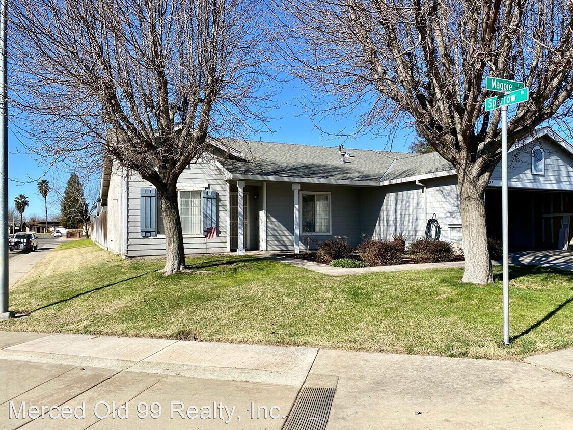 4 br, 2 bath House 2021 Magpie Ct House Rental in Atwater, CA