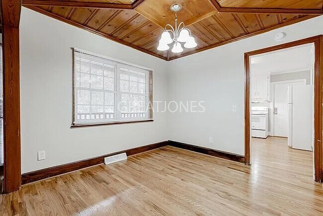 Foto del edificio - 125 YMCA Rd