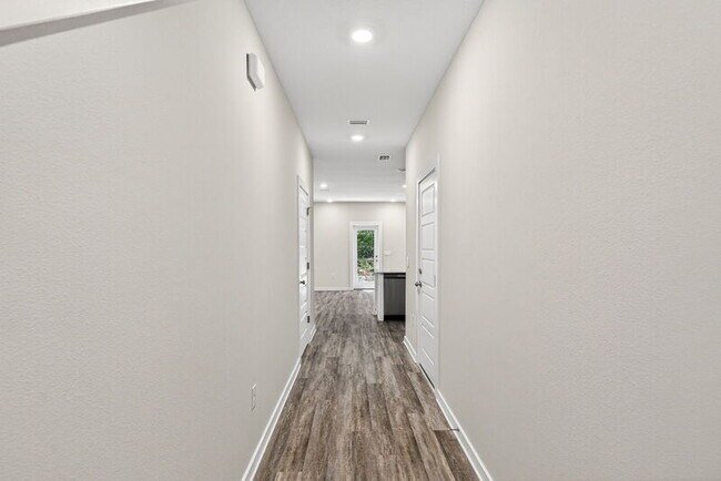 Foto del edificio - 51 S Main Deck Dr