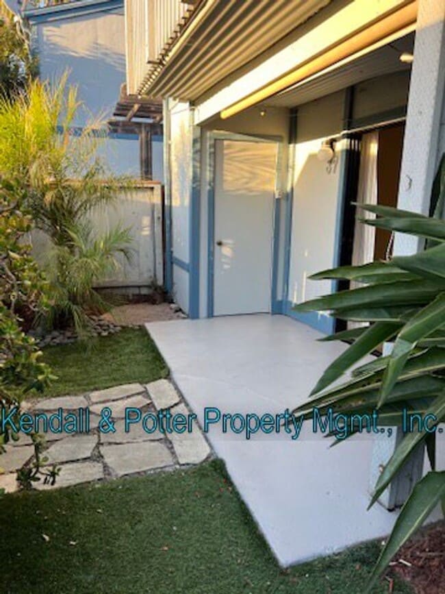 Building Photo - Great Spot in the Villas of Capitola 2BR