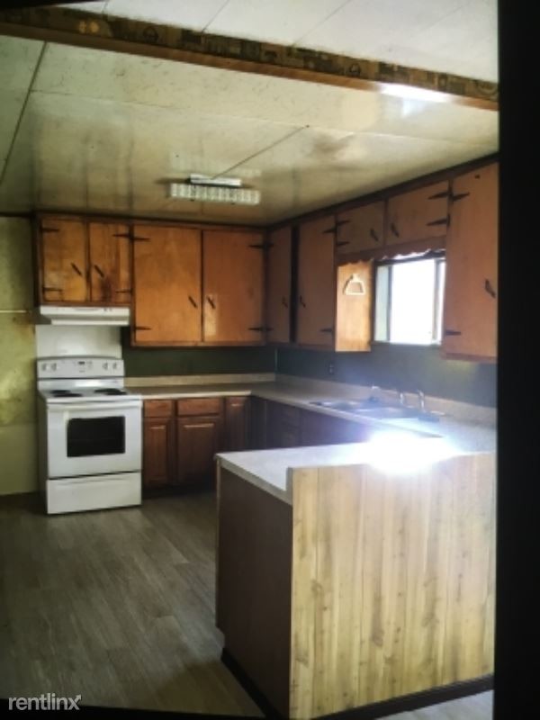 Building Photo - 3 br, 1.5 bath House - 18708 S. Old Hwy 99
