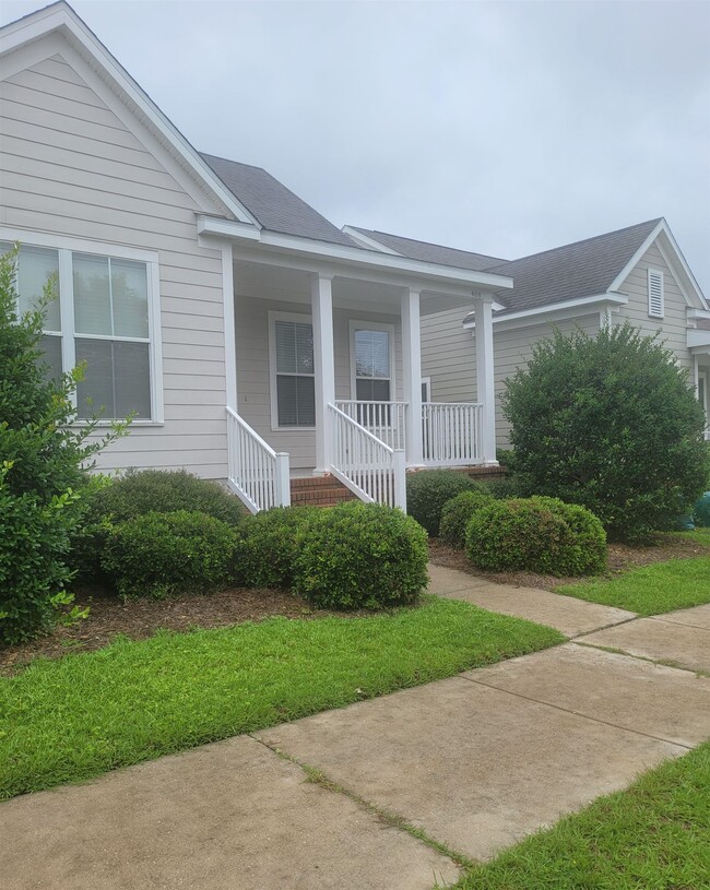 Foto del edificio - 4105 Raleigh Way