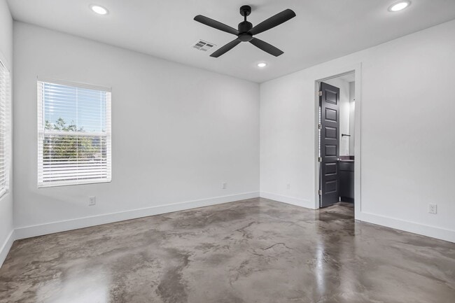 Building Photo - 3002 Alpha Wolf Ct