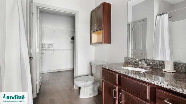 Foto del edificio - 225 Walden Village Ln