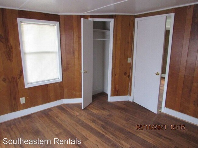 Building Photo - 2 br, 1 bath House - 2437 Connor Rd