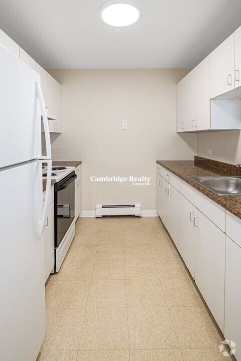Building Photo - 6 Lopez St