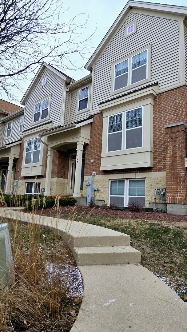 Building Photo - 5542 Cambridge Way