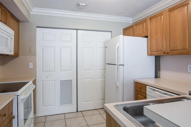 Foto del edificio - 12606 SW 53rd St