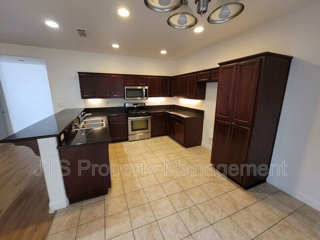 Foto del edificio - 11785 Rose Wind Ct