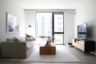 Building Photo - 2155 N Elston Ave