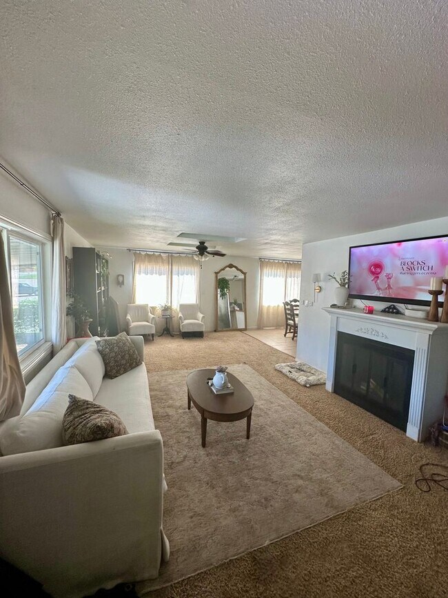 Foto del edificio - Charming 4 Bedroom Home w/ A/C in Security
