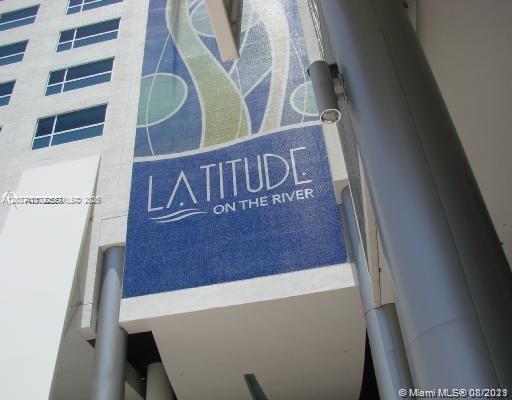 Foto del edificio - 185 SW 7th St