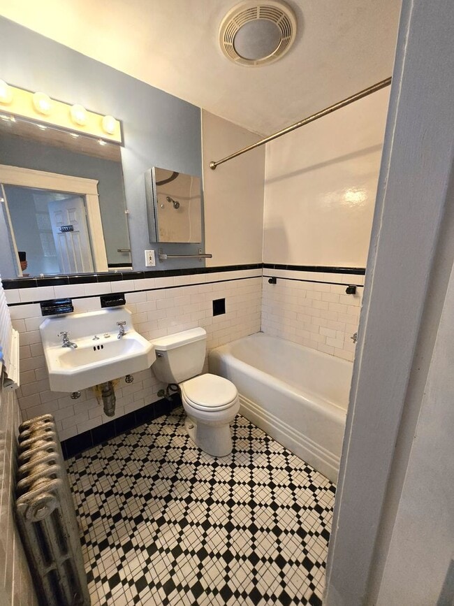 Foto del edificio - 20 Hudson St