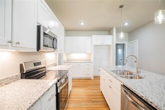 Building Photo - 1020 Seaborn Wy