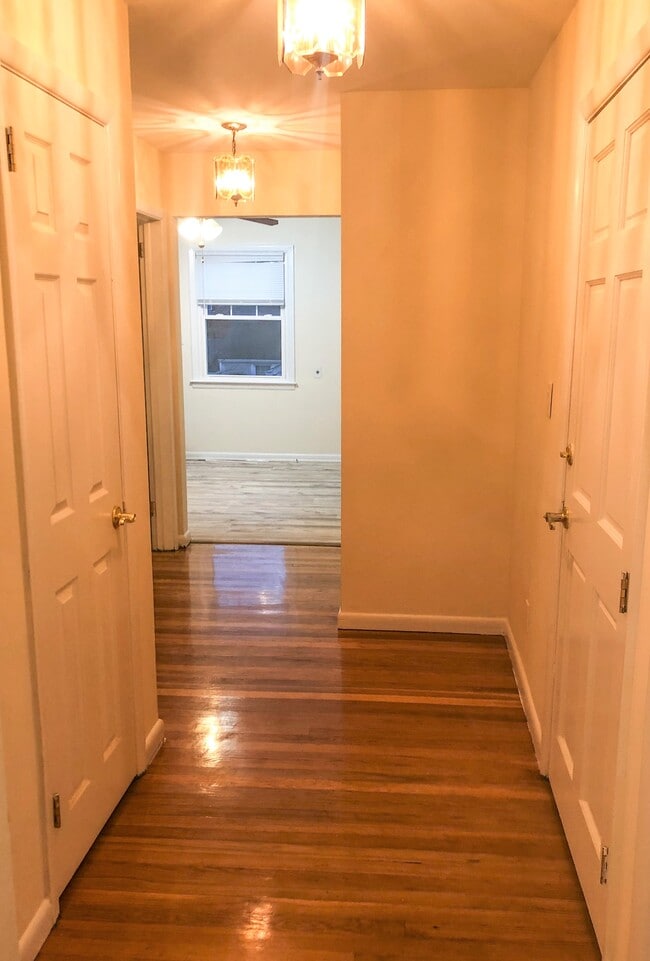 Building Photo - 630 Kimball Ave