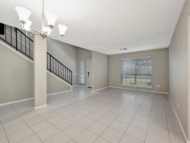 Foto del edificio - 2312 Meade Ct